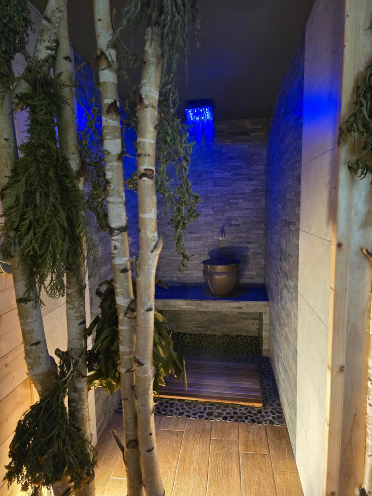 Art Garage Varese ビアンドロンノ エクステリア 写真